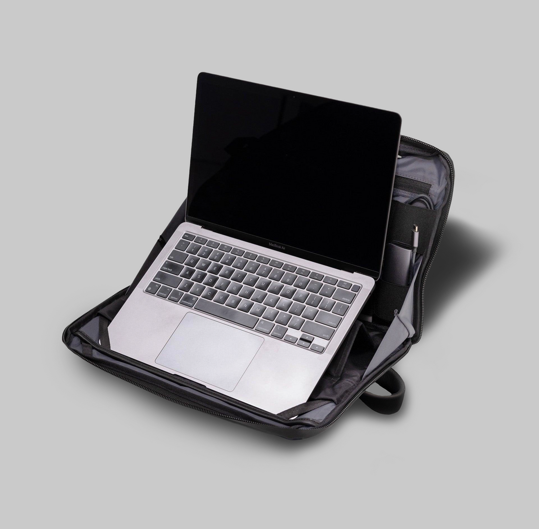 Royal Carbon Speed Backpack (Edición Limitada — 50 unidades)
