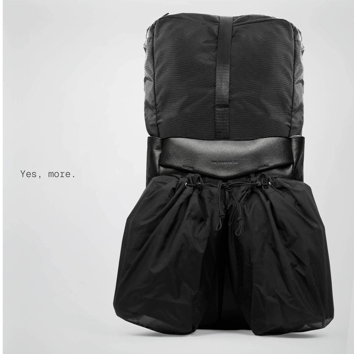 SHIELD SPEED BACKPACK de Cuero