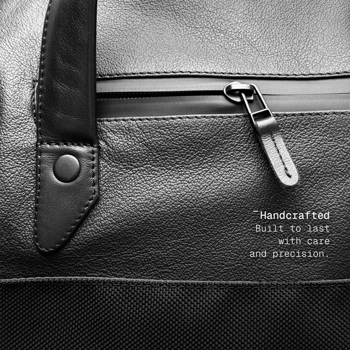 LEATHER DUFFLE BAG