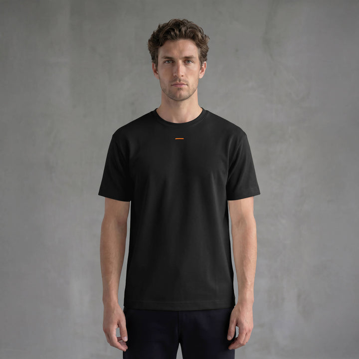 RAISE THE BAR — Camiseta Manga Corta