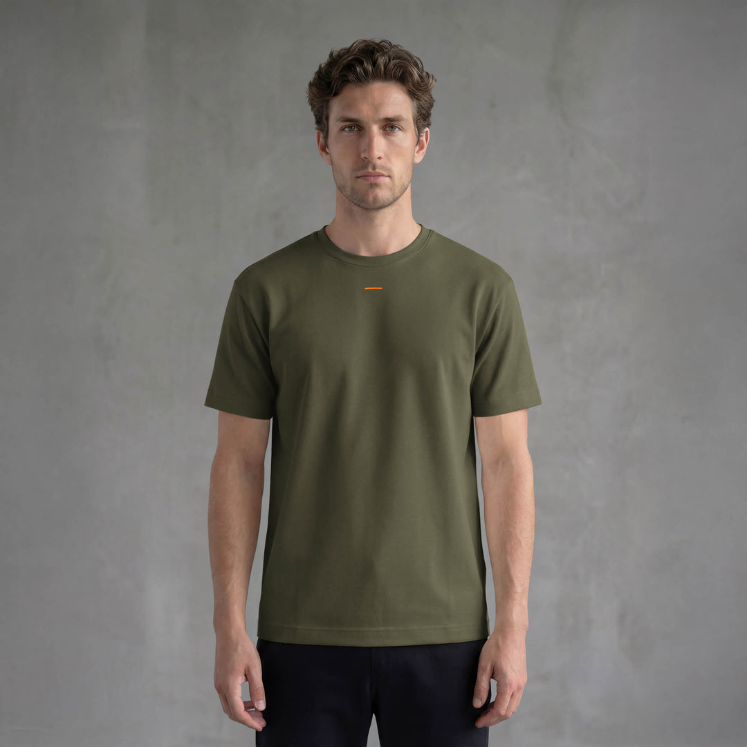 RAISE THE BAR — Camiseta Manga Corta
