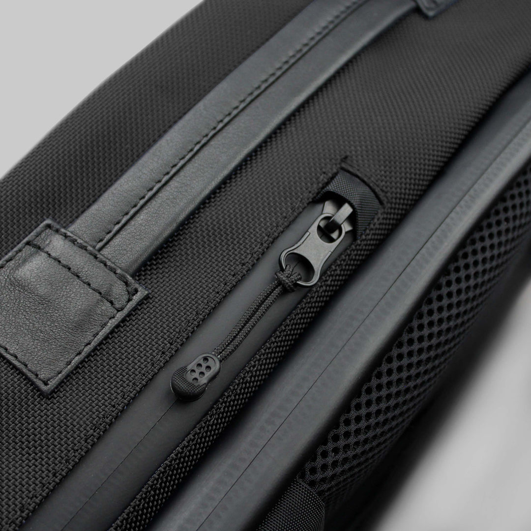 SL SPEED BACKPACK 18L - The Frenchie Co