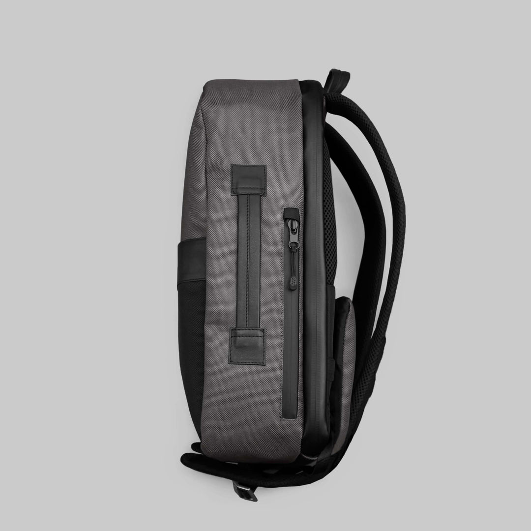 SL SPEED BACKPACK 18L - The Frenchie Co