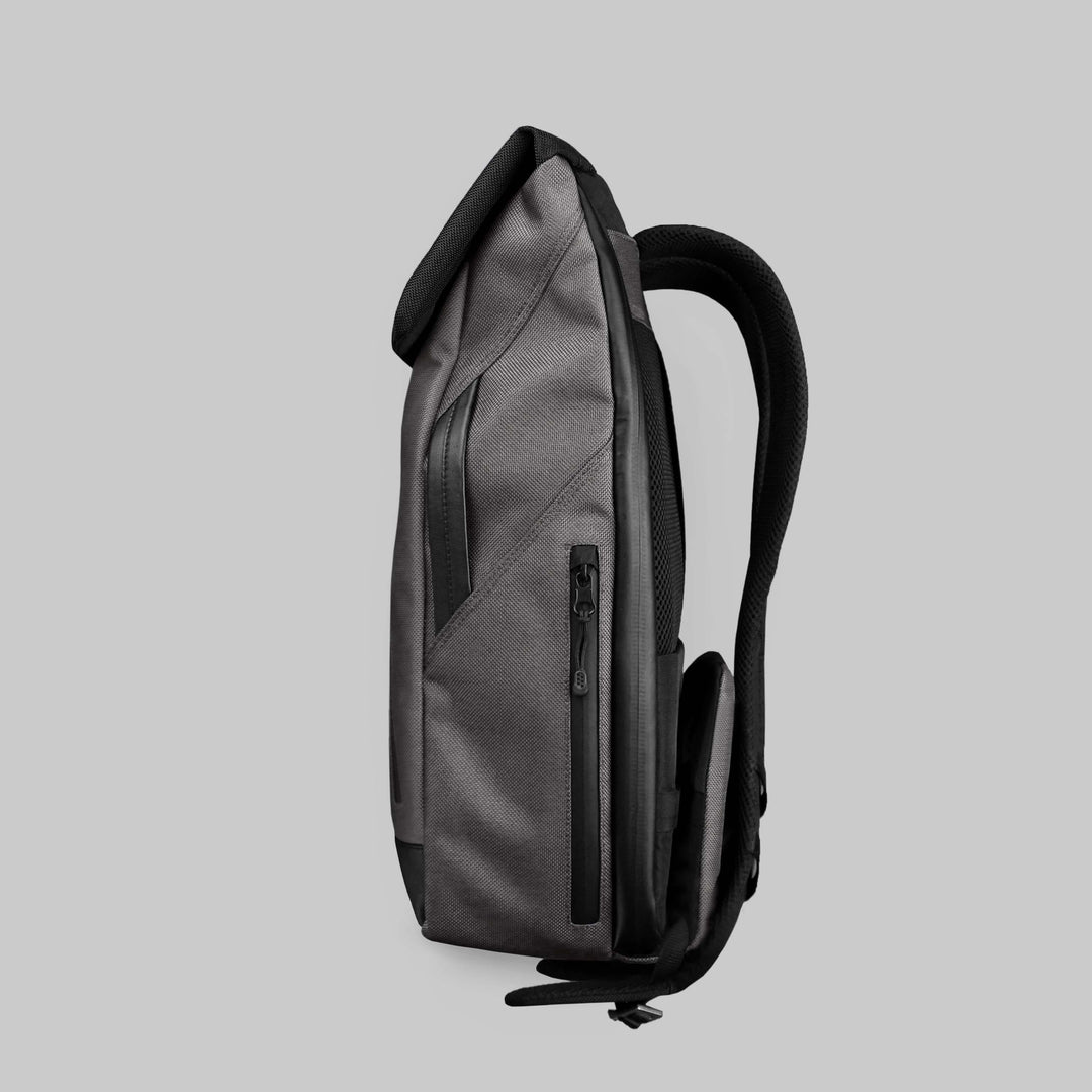 SL SPEED BACKPACK 23L - The Frenchie Co